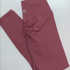 Til you collapse rose scrunch butt